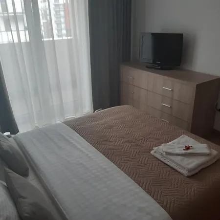 Marcel - Coresi Mall * Braşov