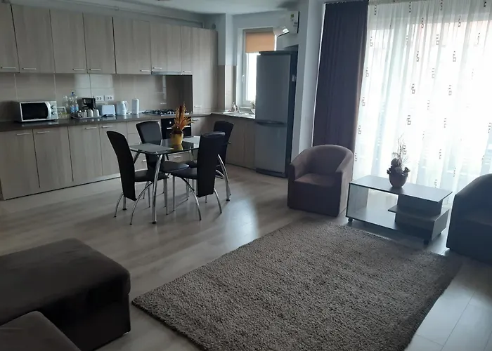 Marcel - Coresi Mall