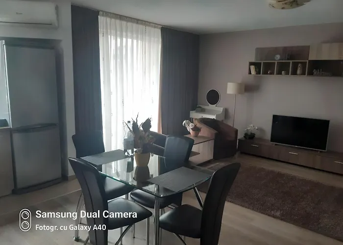 Marcel - Coresi Mall