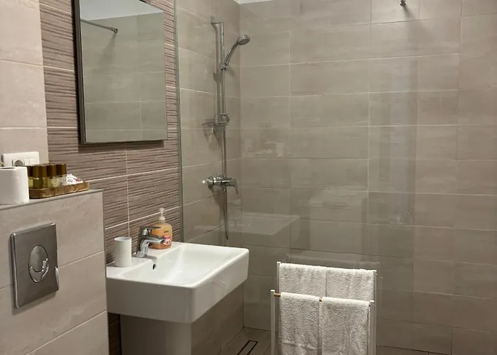 Marcel - Coresi Mall 布拉索夫